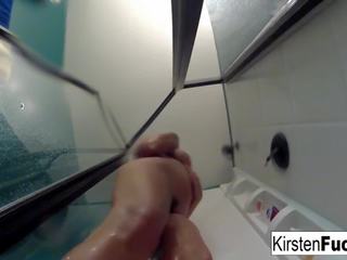 Kirsten douches avec un sous l&apos;eau caméra: gratuit hd xxx agrafe 88