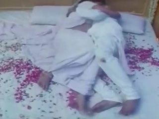 Great Young Couple First Night Romance Latest vids - YouTube