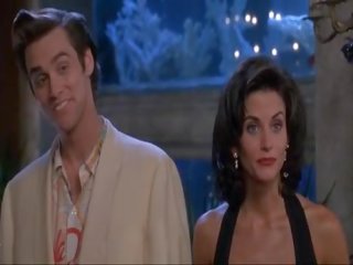 Courteney cox ace ventura haiwan detektif